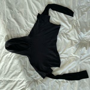 Layered black cropped hoodie 🥀🖤